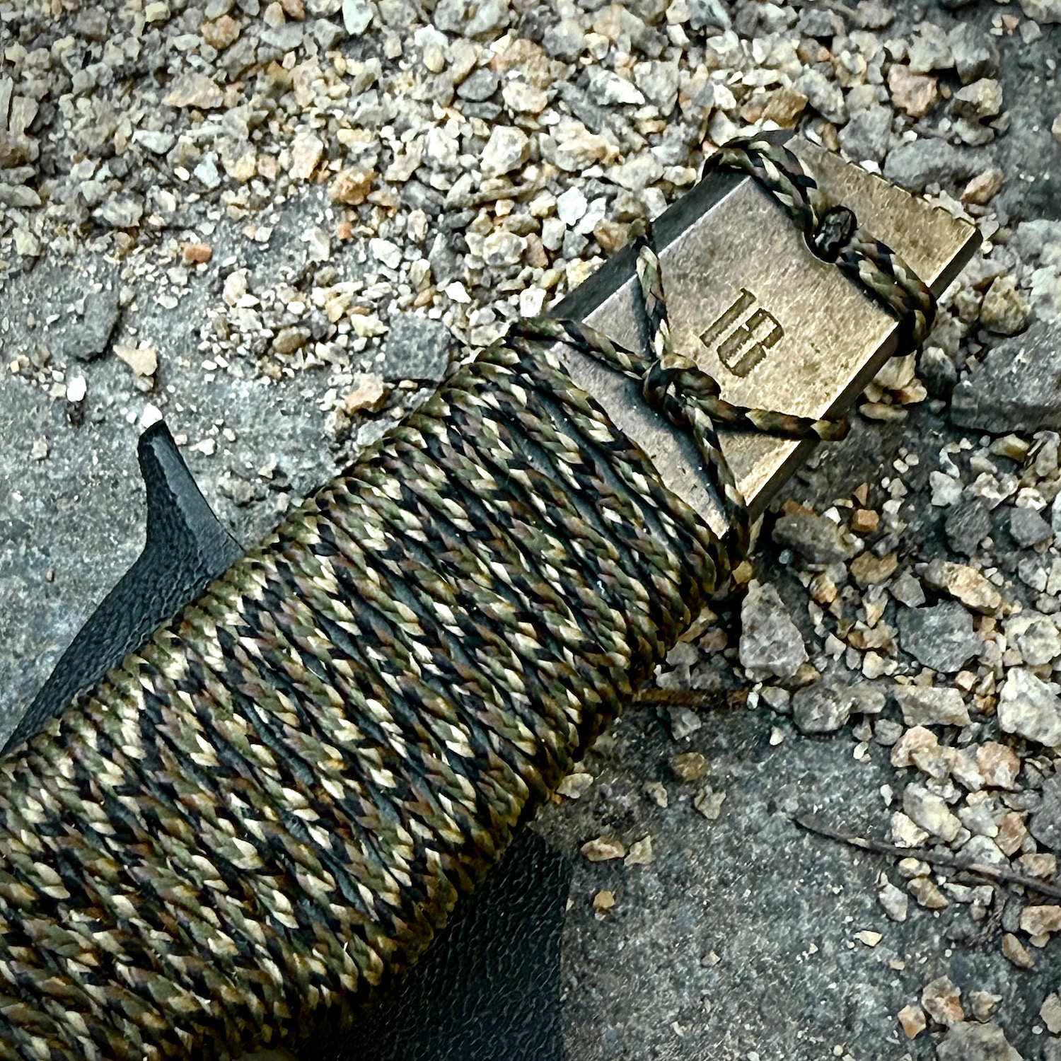 knife