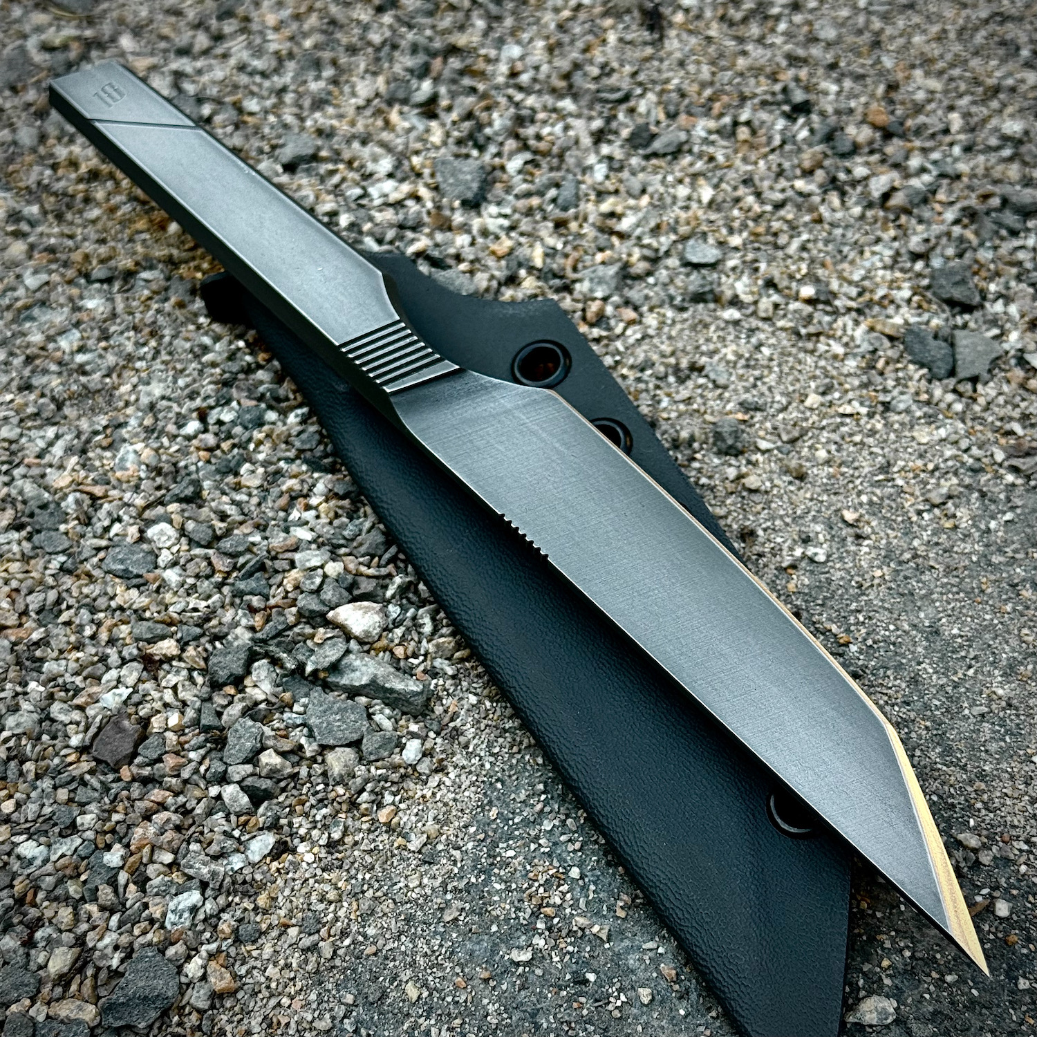 knife