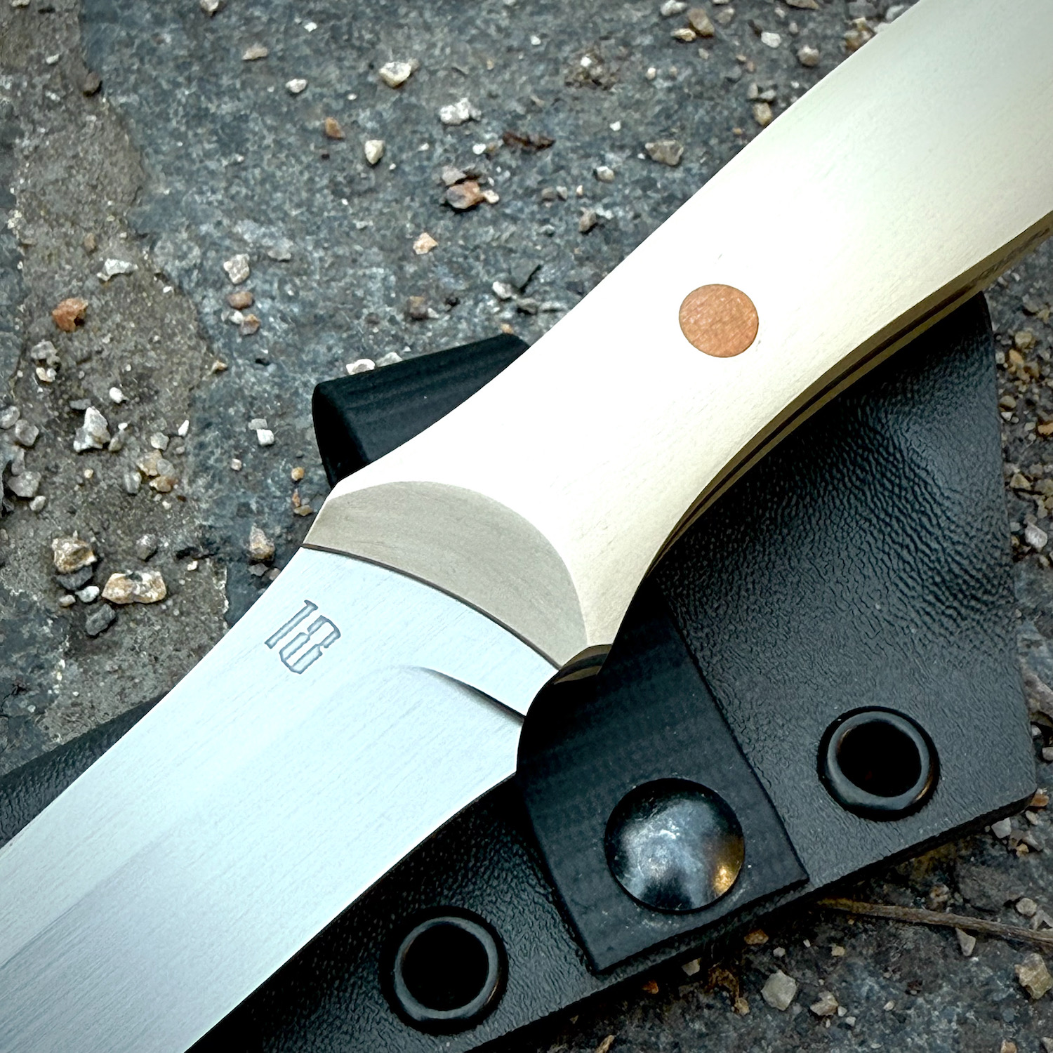 knife