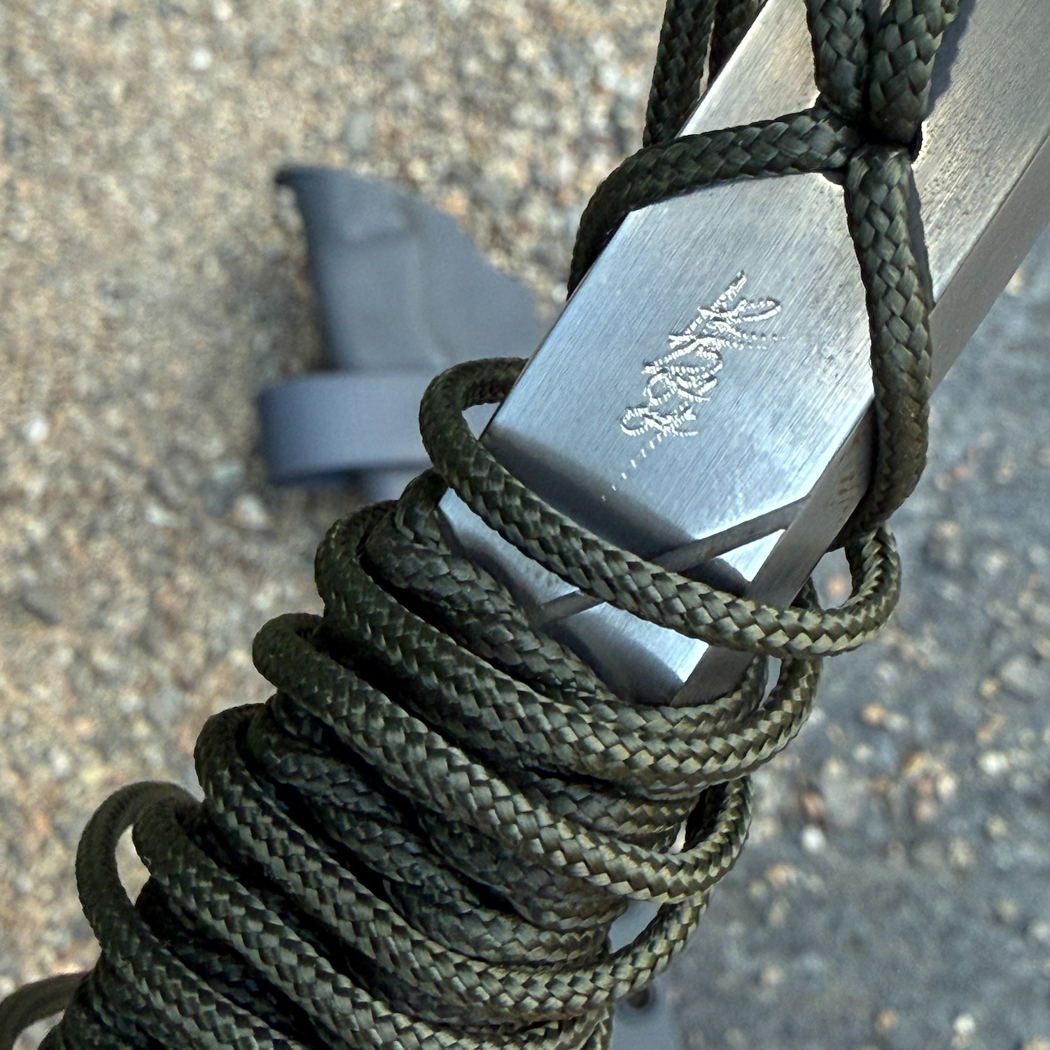 knife
