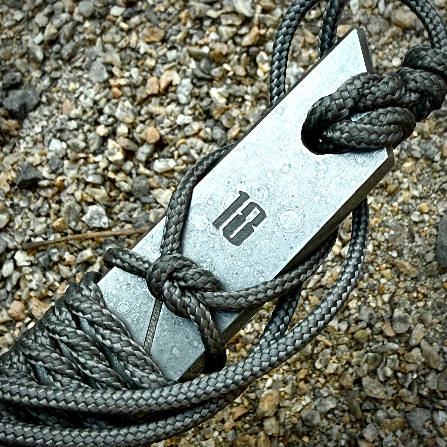 knife