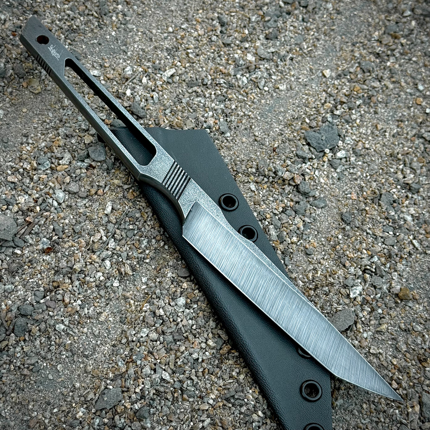 knife